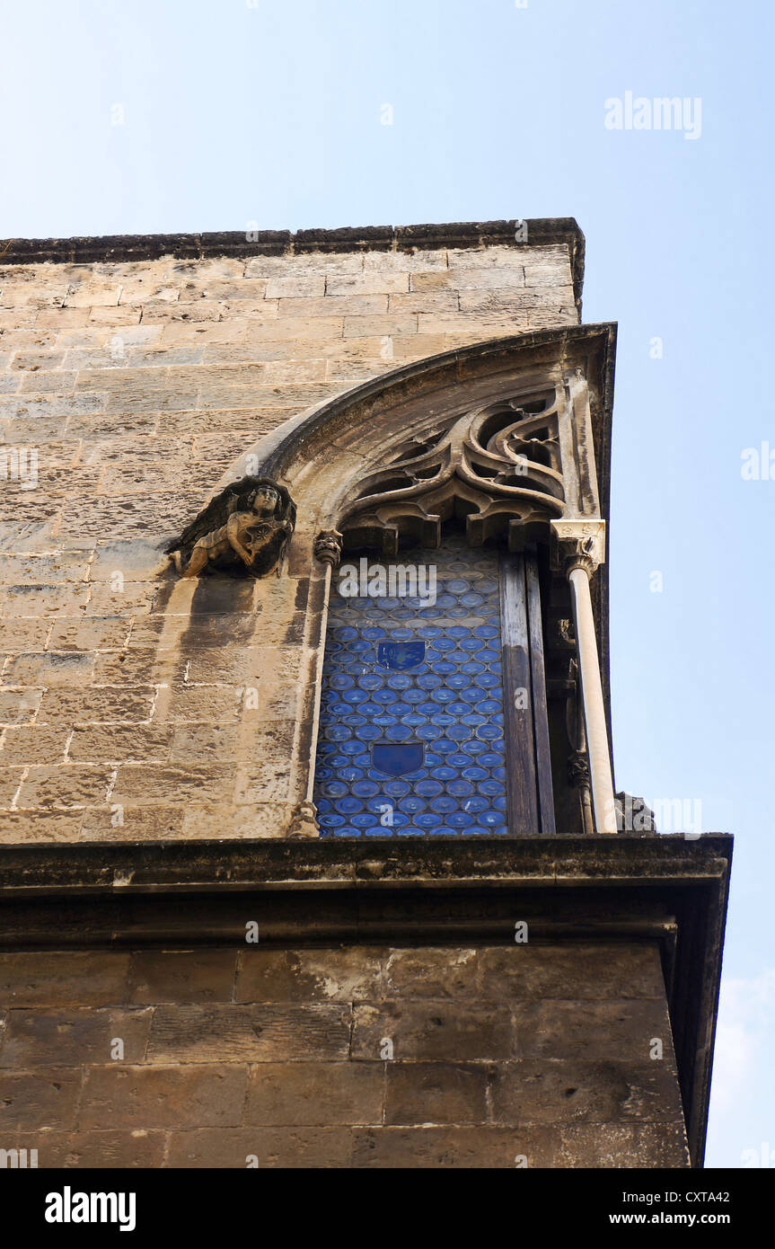 Dettagli architettonici della facciata della Alliata di Pietratagliata palace di Palermo in Sicilia Foto Stock