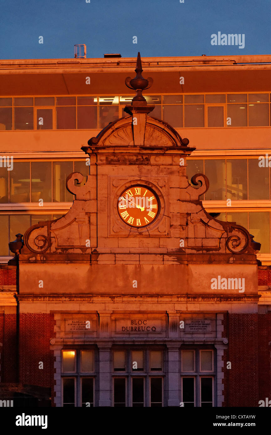 Blocco facia Dubreucq, Prince Albert caserma, Bruxelles Foto Stock