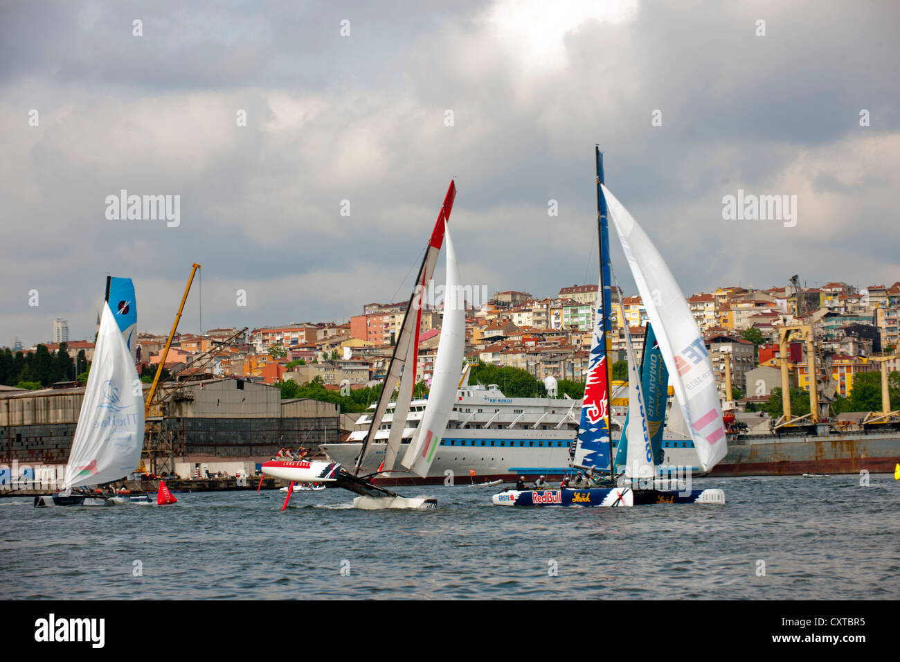 Türkei, Istanbul, Segelboote am Goldenen avvisatore acustico Foto Stock