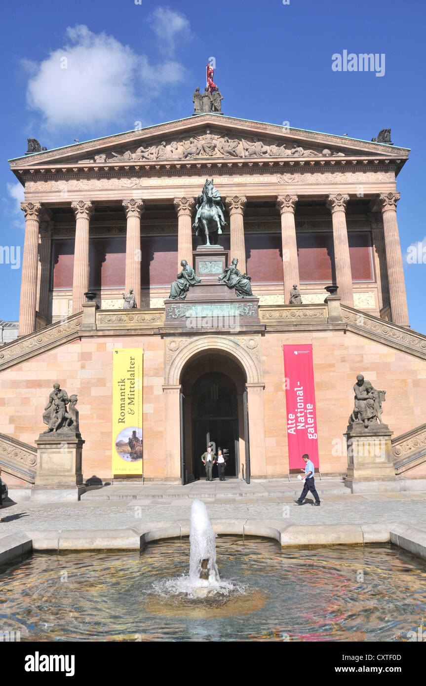 Friedrich Wilhelm IV statua Antica Galleria Nazionale Isola dei Musei Berlino Germania Foto Stock