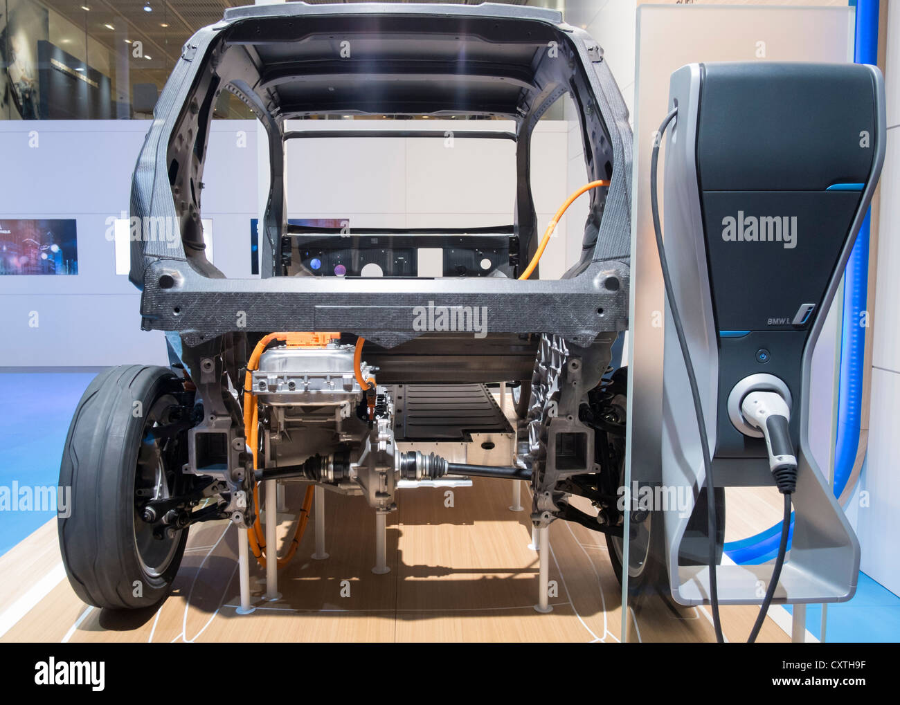 Tagliata di BMW mi Life Drive auto elettriche Concept al Salone di Parigi 2012 Foto Stock