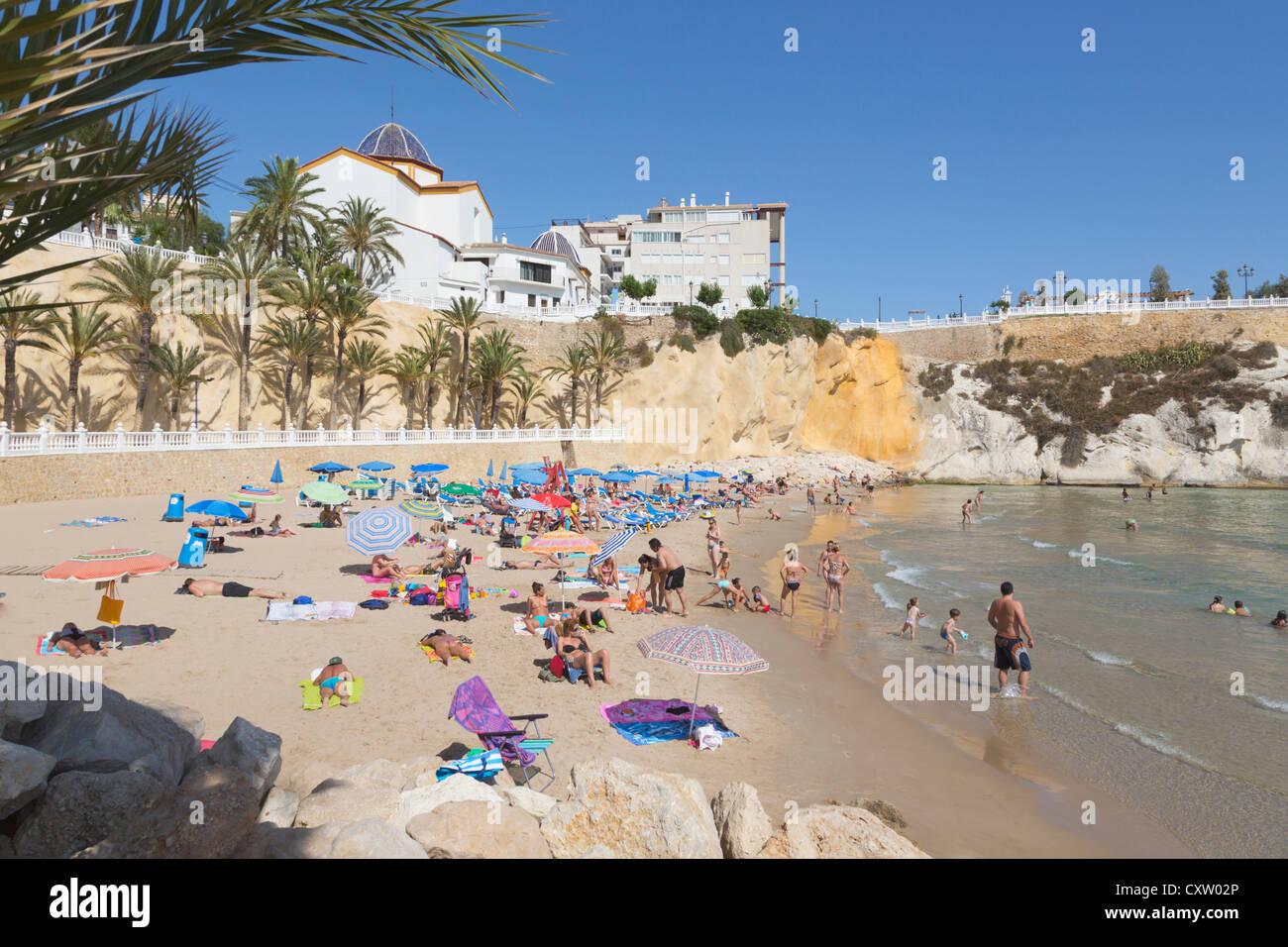 Benidorm, Provincia di Alicante, Costa Blanca, Spagna. Mal Pas beach. Foto Stock