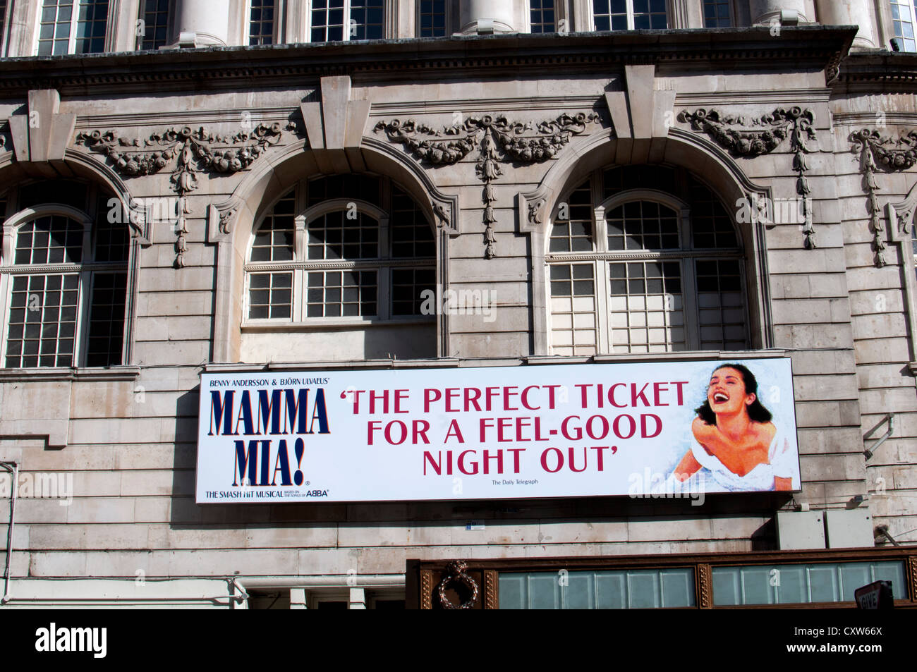 Mamma Mia! Segno, Novello Theatre, London, Regno Unito Foto Stock