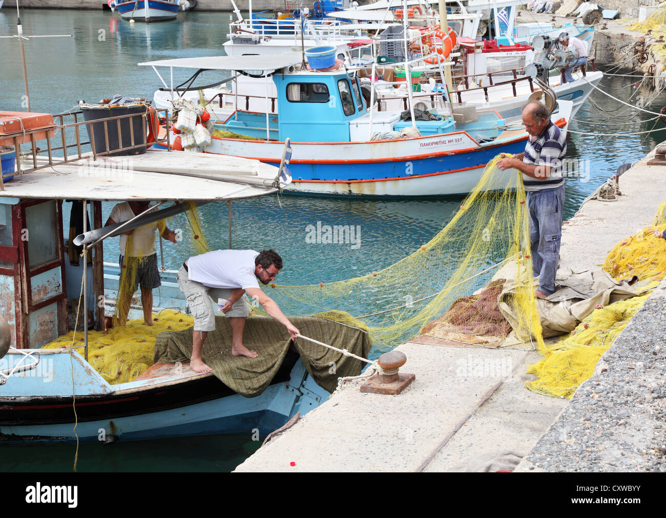 Wresetly R 5 pezzi 2# giallo plastica rete da pesca riparazione ago a rete navette Wresetly R 5 pezzi 2# giallo plastica rete da pesca riparazione ago a rete navette