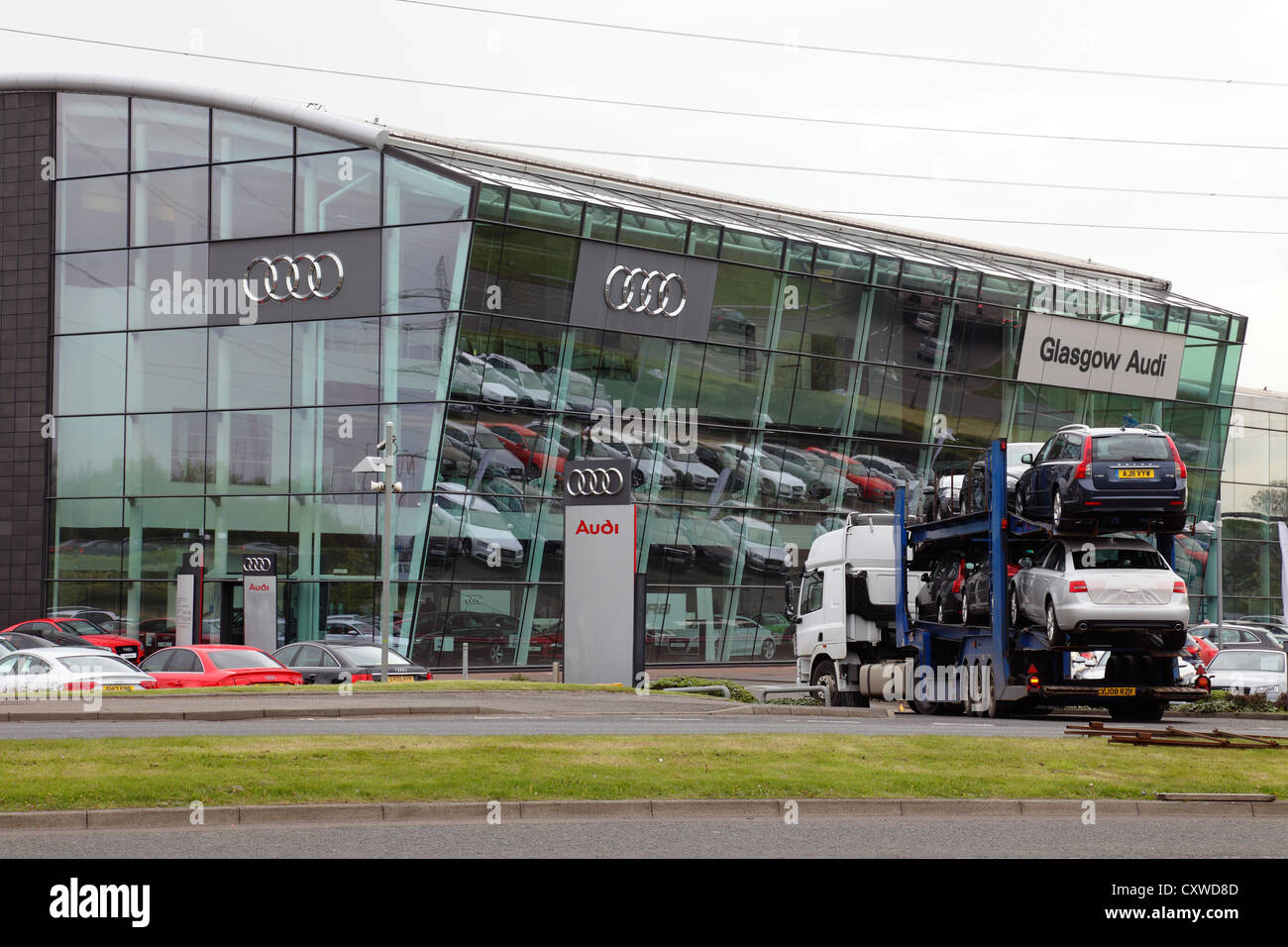 Il Glasgow Audi Concessionaria Auto, Scotland, Regno Unito Foto Stock