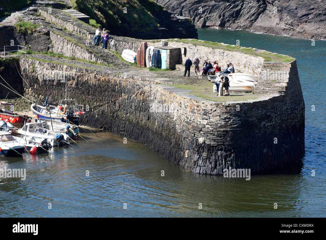 Boscastle, un villaggio di pescatori sulla costa settentrionale della Cornovaglia, Inghilterra, Regno Unito Foto Stock