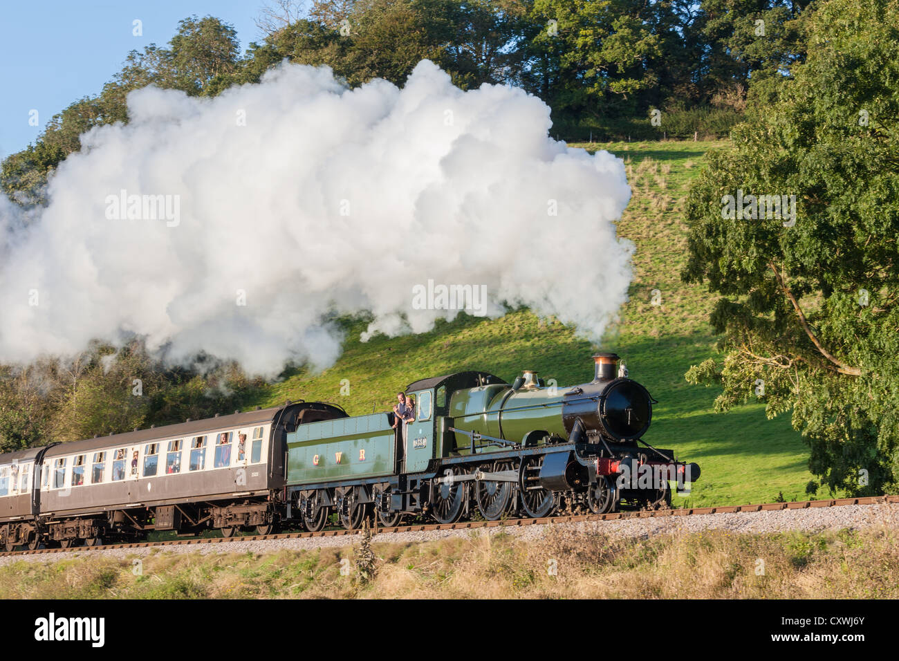 GWR 9351 - Mogul, Williton ascendente Bank (Castle Hill) durante il 2012, West Somerset Railway autunno gala di vapore Foto Stock