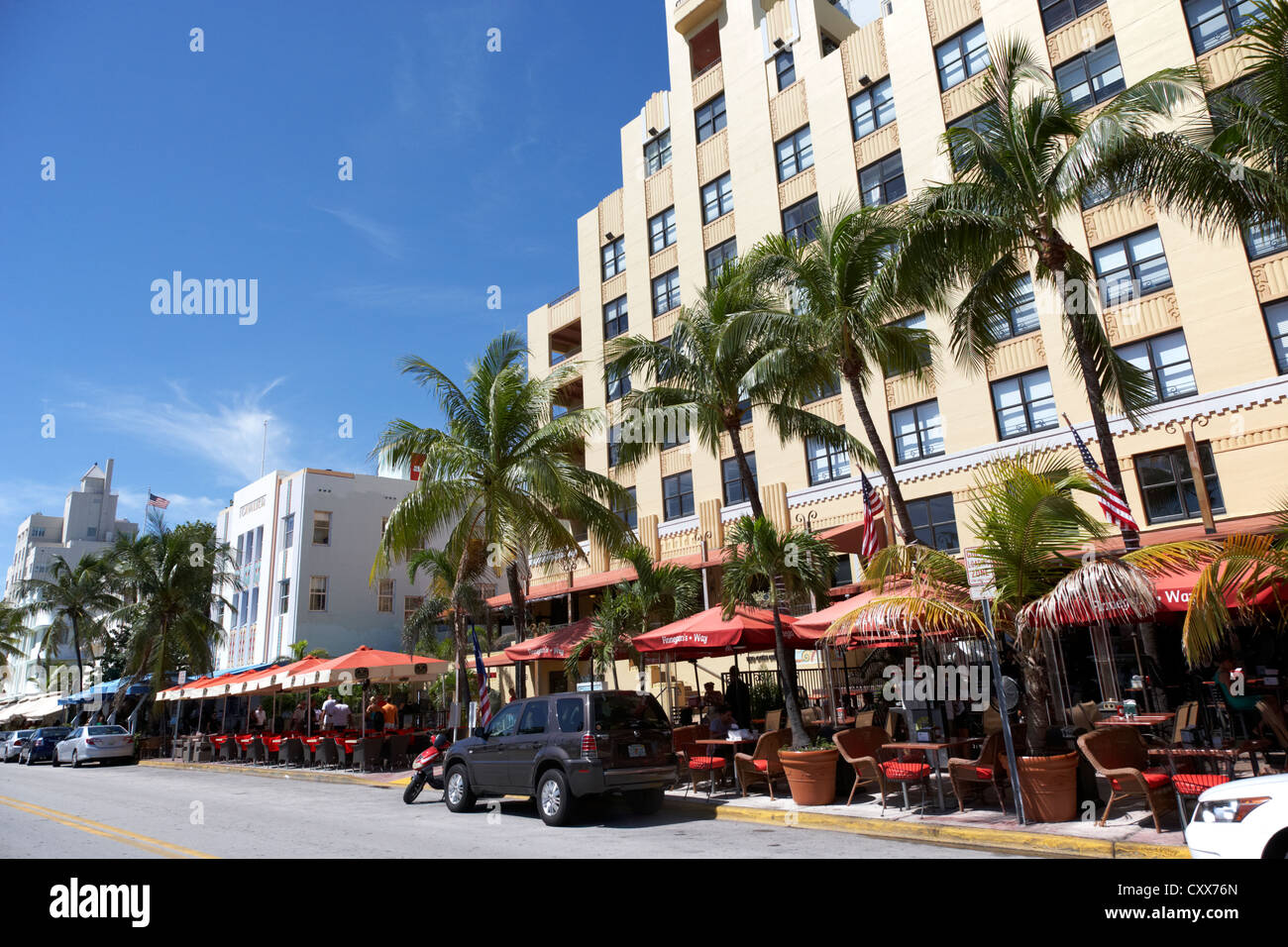Alberghi e bar nel quartiere storico Art Deco di Ocean Drive South Beach di Miami Florida usa Foto Stock