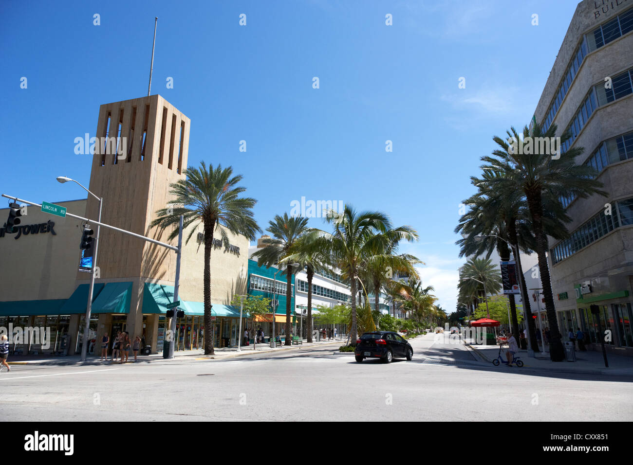 Giunzione di Lincoln road e Washington Avenue aree dello shopping South Beach di Miami Florida usa Foto Stock