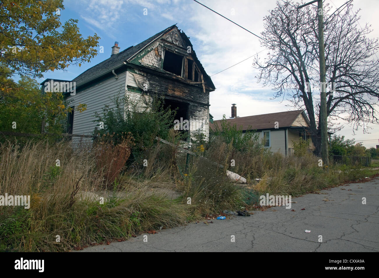 Bruciato case vacante, Detroit Michigan STATI UNITI Foto Stock