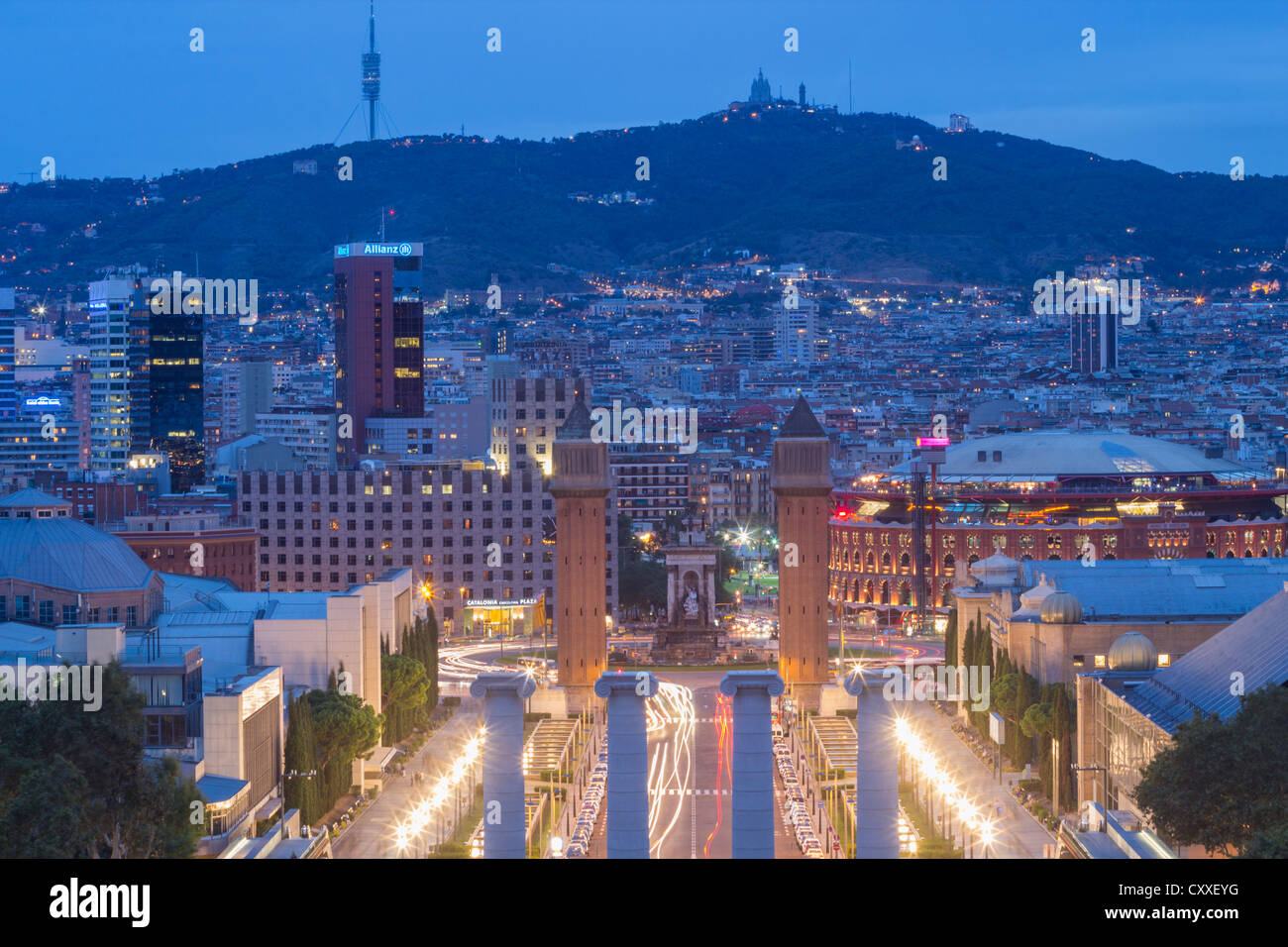 Vista su Plaça Espanya (Plaza España) a Barcellona, Spagna Foto Stock