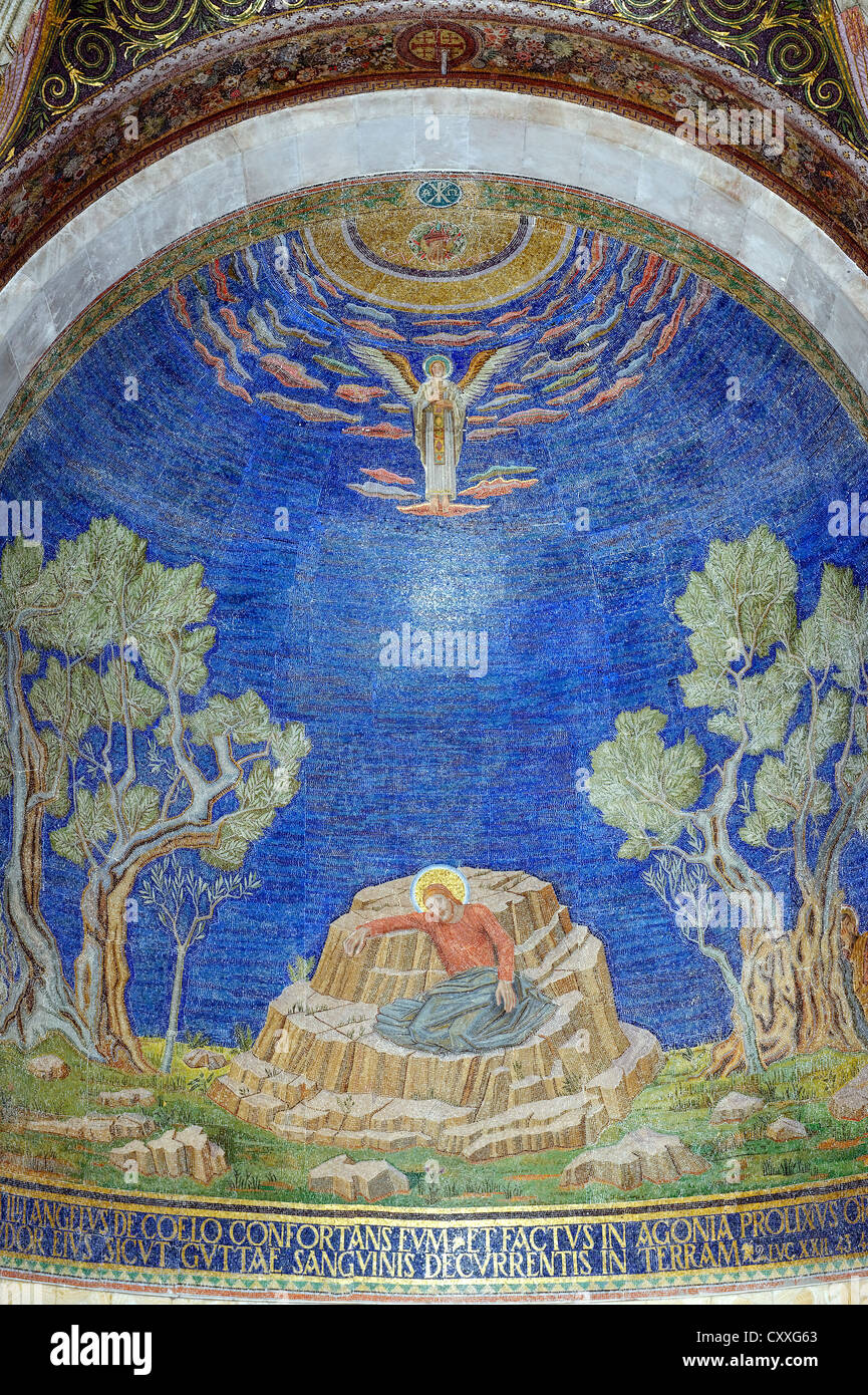 Gesù nel Giardino del Getsemani, Giovedì Santo, Giovedì Santo, mosaico nella chiesa di tutte le nazioni, noto anche come Basilica Foto Stock