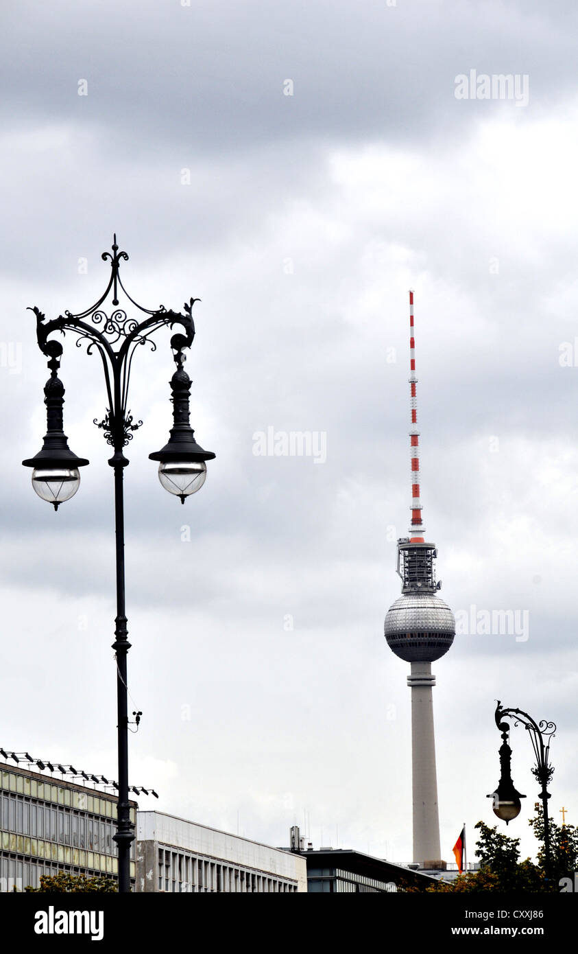 La torre della televisione di Berlino, Germania Foto Stock