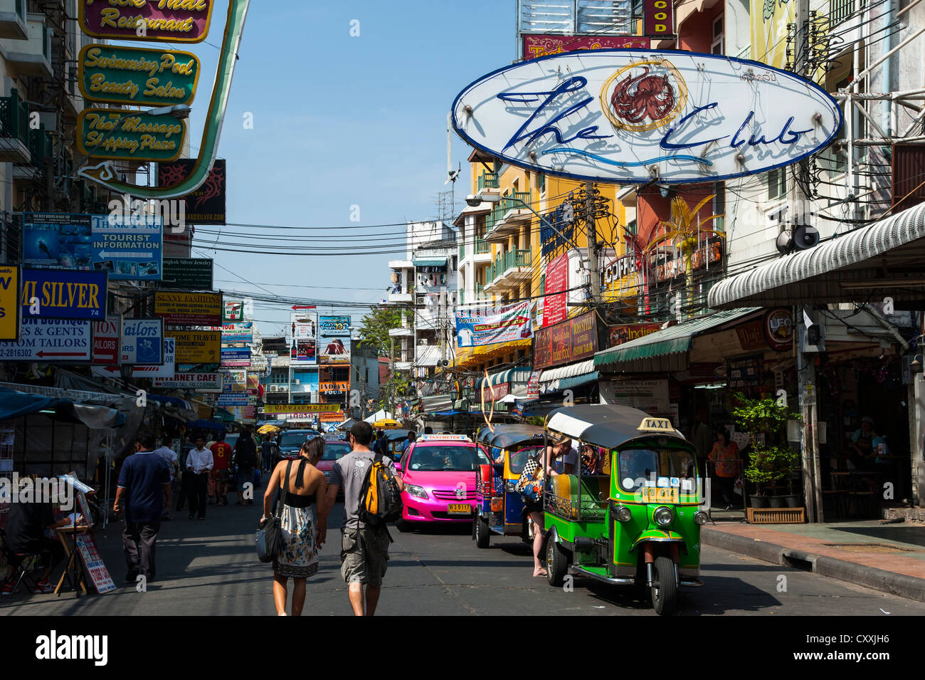 Tuk-tuk, vista di Khao San Road, Bangkok, Thailandia, Asia Foto Stock