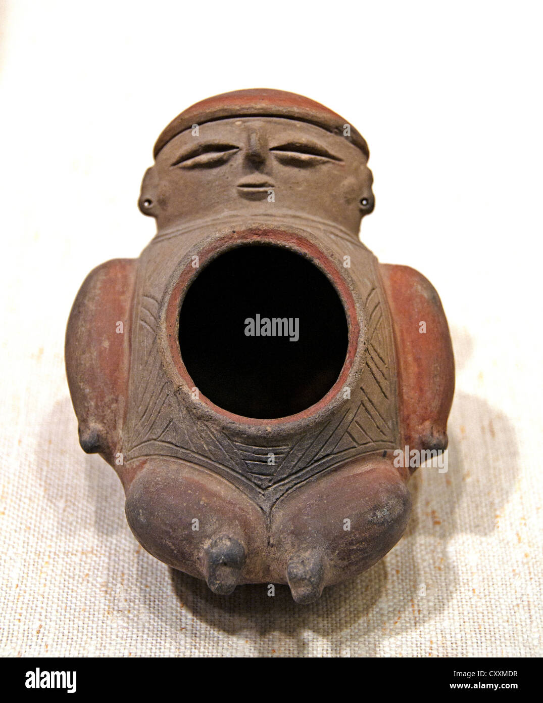 La figura nave 9th-IV secolo a.e.v. Ecuador Chorrera ceramica 7 x 14cm ecuadoriano Foto Stock