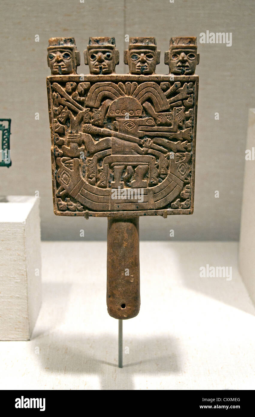 Il telaio dello specchietto 9th-XII secolo peruviano Perù Wari Chimú Legno 26 cm Foto Stock