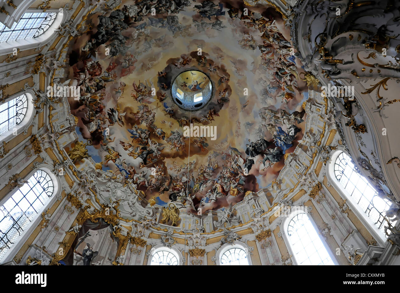 Vista interna, plafoniera affresco da Johann Jakob Zeiller, chiesa abbaziale, Kloster Ettal Abbey, Alta Baviera Foto Stock