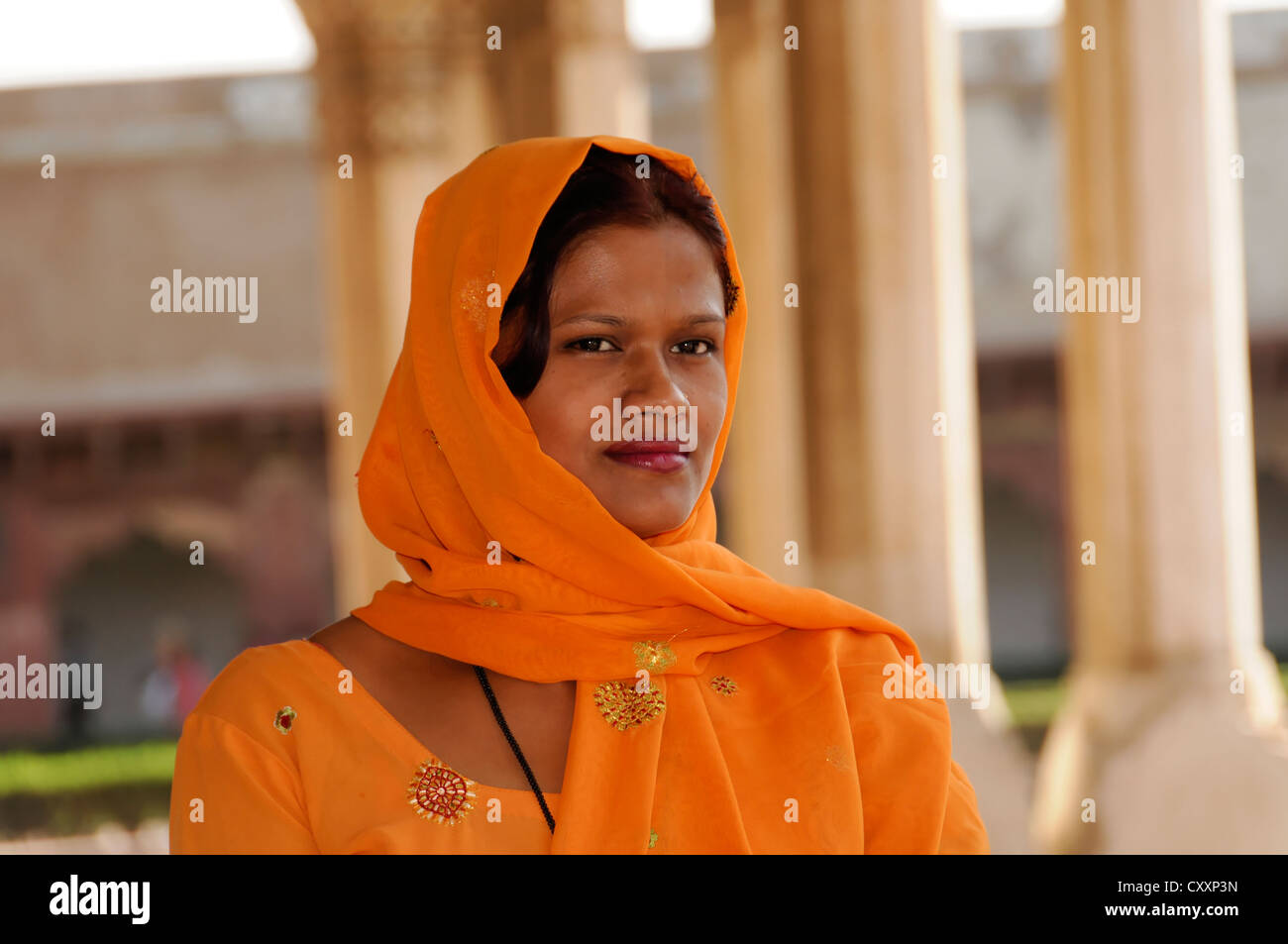 Giovane donna indiana, ritratto, Agra, Uttar Pradesh, India, Asia Foto Stock