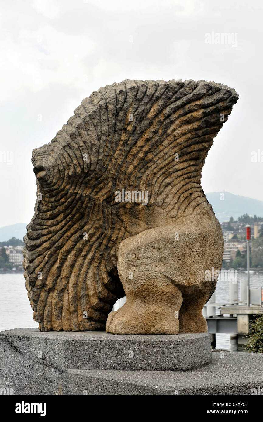 Homme Volant di Poisson, scultura di Gaspard Delachaux, 1985, Montreux, sul Lago di Ginevra, nel cantone di Vaud, Svizzera, Europa Foto Stock