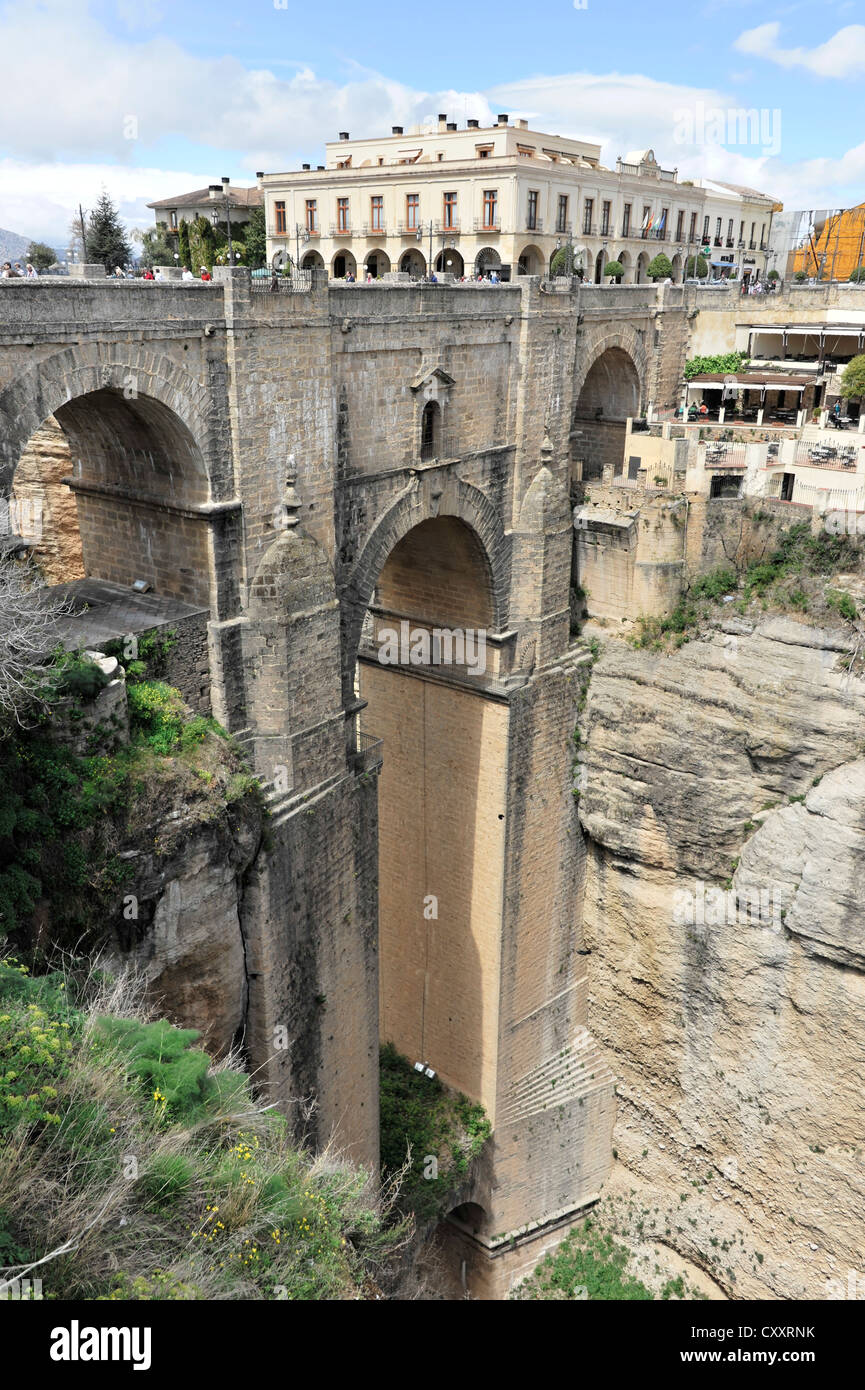 Puente Nuevo bridge, El Tajo Gorge, Ronda, provincia di Malaga, Andalusia, Spagna, Europa Foto Stock