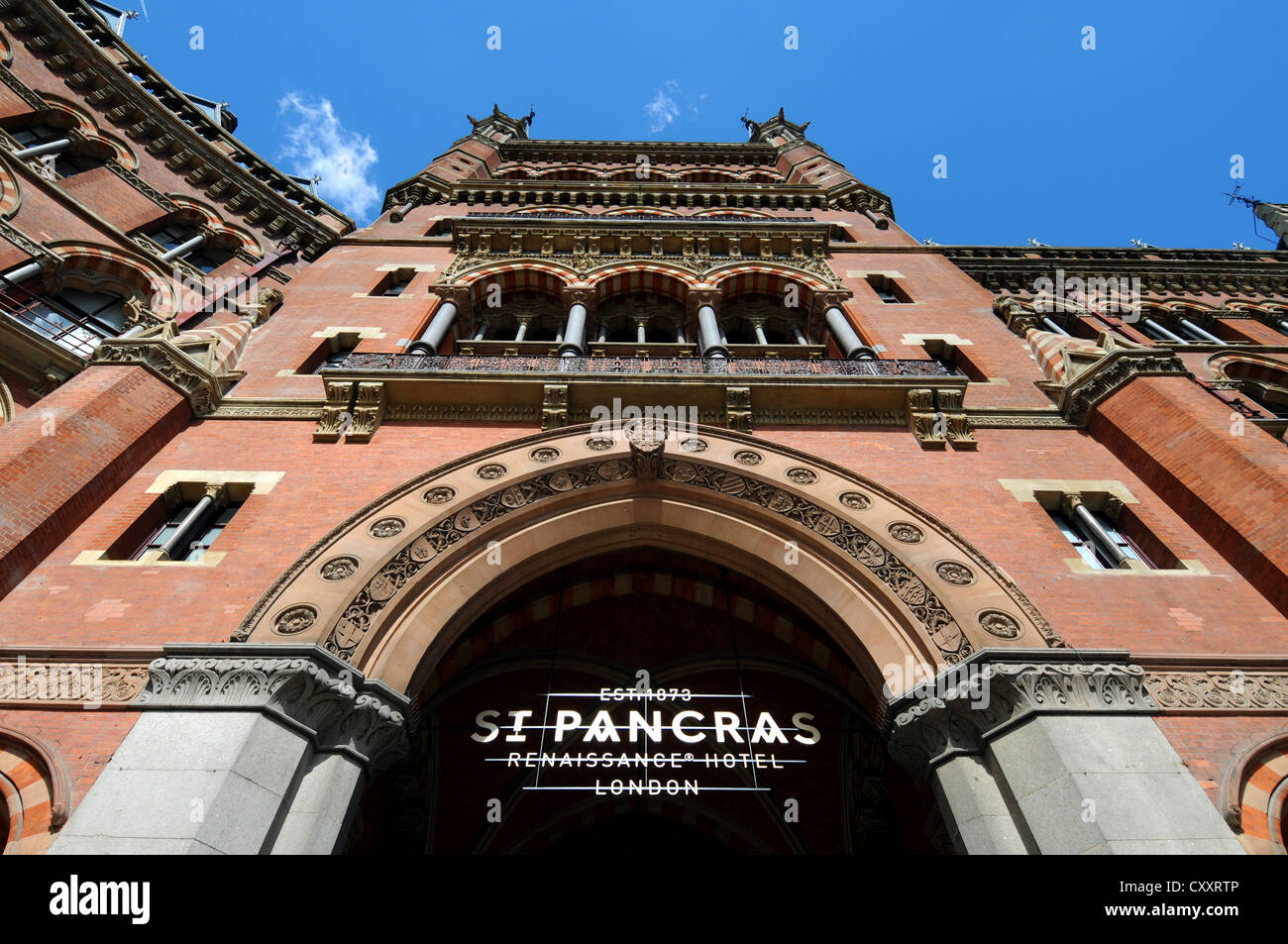 La stazione di St. Pancras e Renaissance Hotel, London St Pancras, St Pancras International, Londra, Inghilterra, Regno Unito Foto Stock