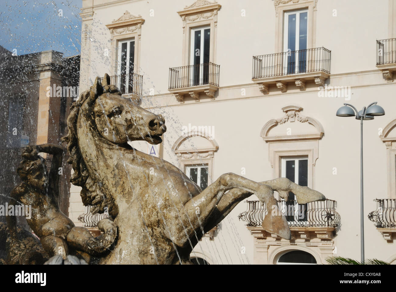 La Fontana di Diana (Fontana di Diana), Piazza Archimede, Siracusa, Sicilia, Italia. Foto Stock