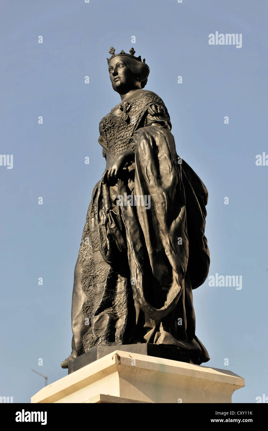 Statua di Isabel II, Isabel II Square, Madrid, Spagna, Europa Foto Stock