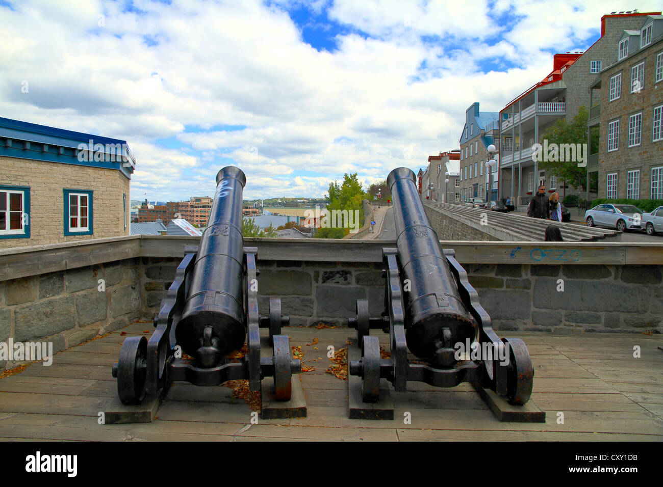Vecchio cannoni nella città di Québec Foto Stock