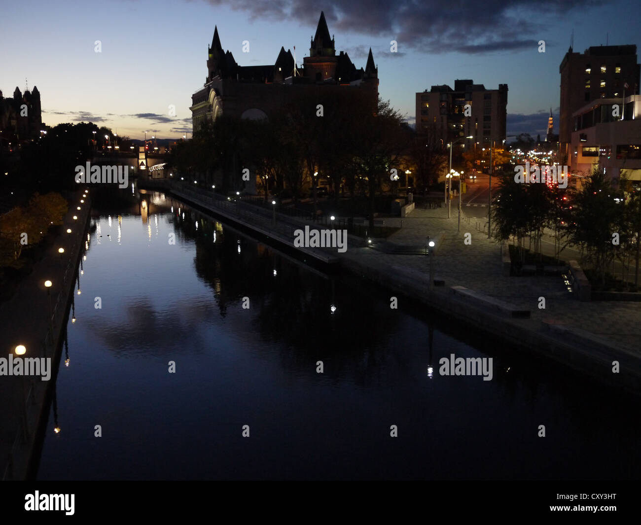 Canale Rideau notte sul fiume Ottawa Foto Stock
