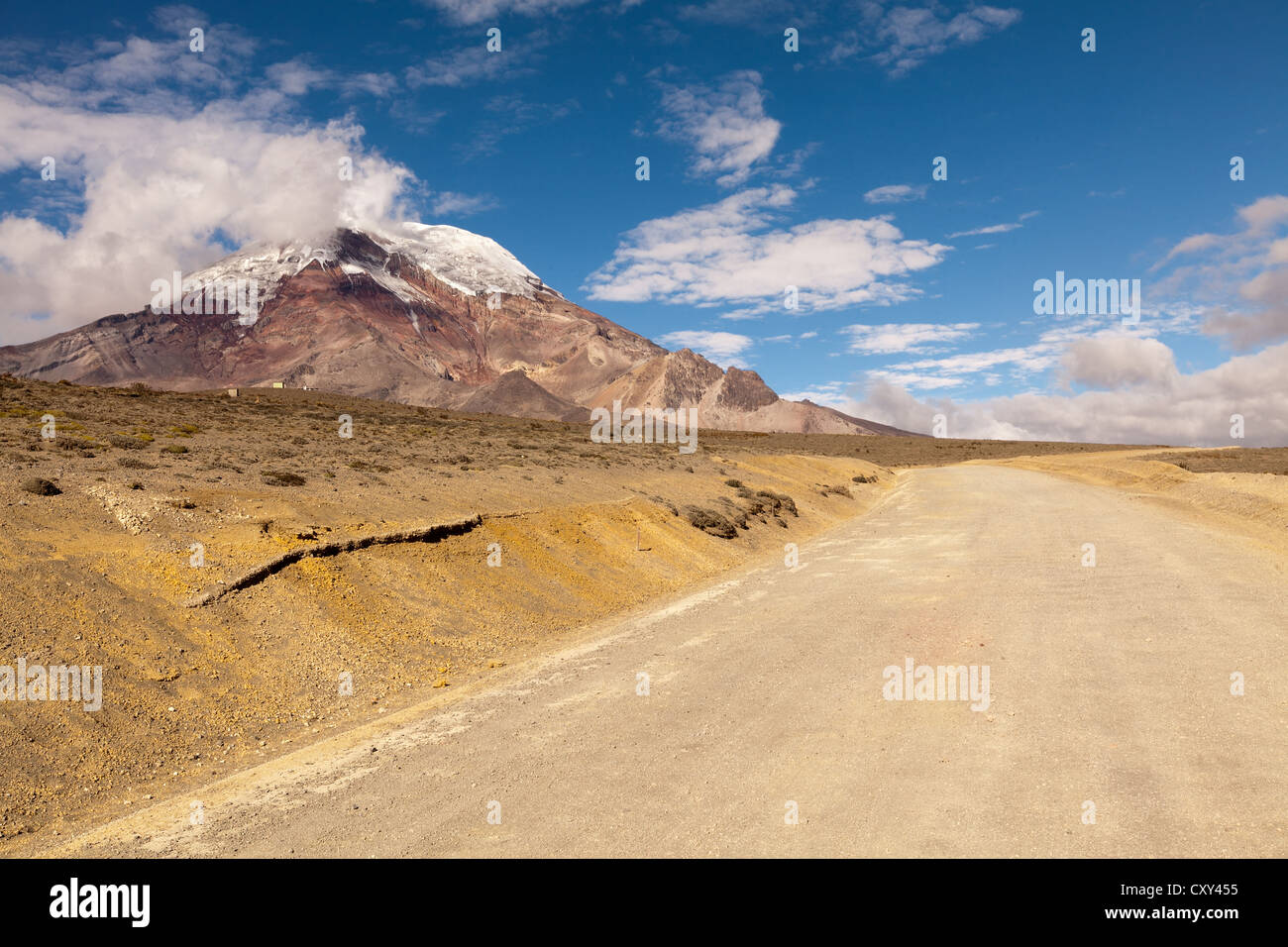 Chimborazo National Park Road al rifugiato situato a 5000m di altitudine Foto Stock