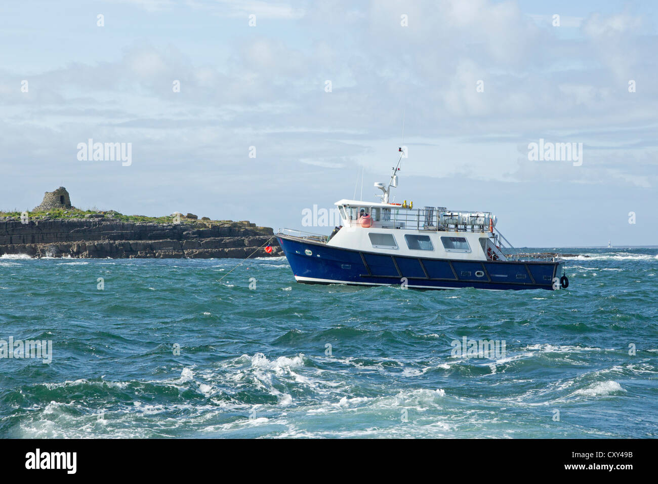 Il traghetto per le isole Aran, porto di Doolin, Co. Clare, Repubblica di Irlanda Foto Stock