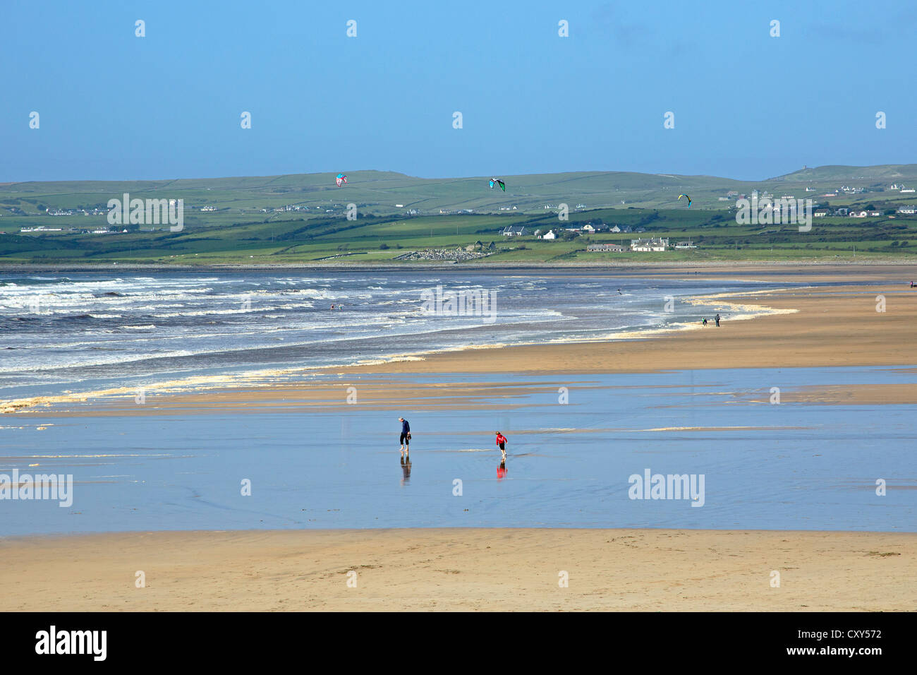 Spiaggia, Lahinch, Co. Clare, Repubblica di Irlanda Foto Stock
