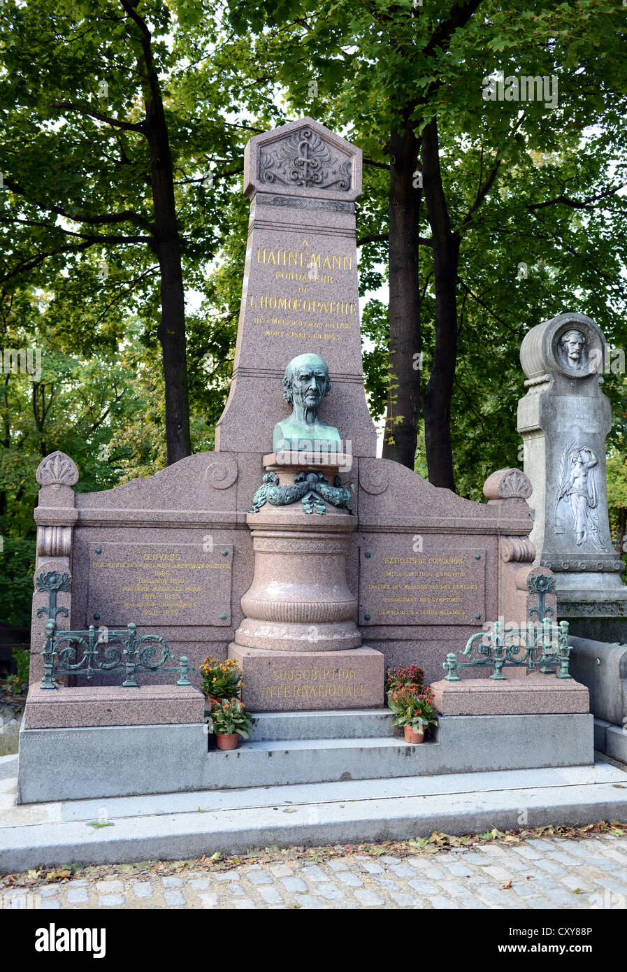Christian Friedrich Samuel Hahnemann tomba al cimitero di Père Lachaise, Cimetière du Père-Lachaise, Parigi Francia Foto Stock