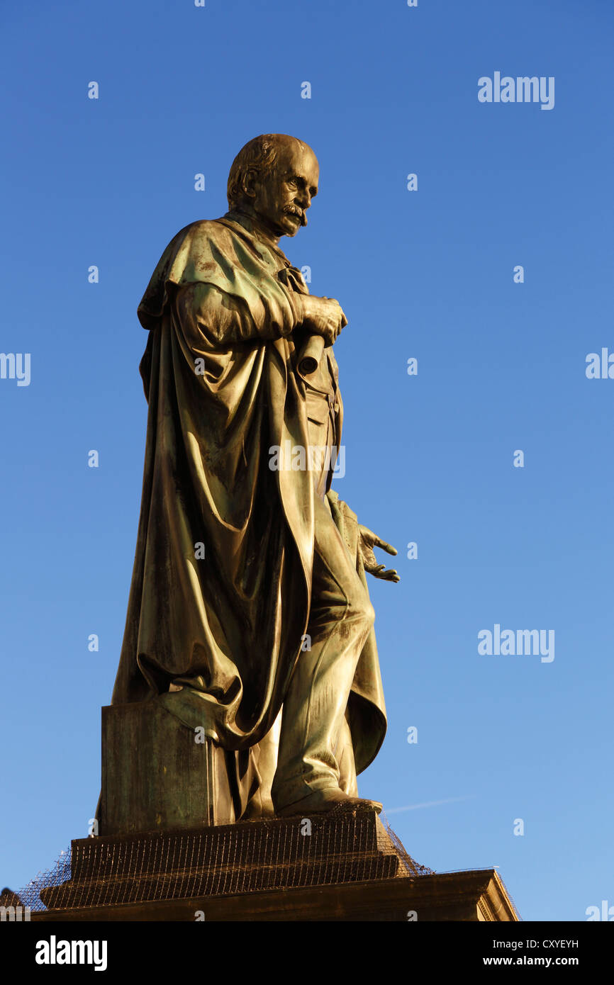 Statua in bronzo, Arciduca Giovanni Fontana, Hauptplatz square, Graz, Stiria, Austria, Europa PublicGround Foto Stock