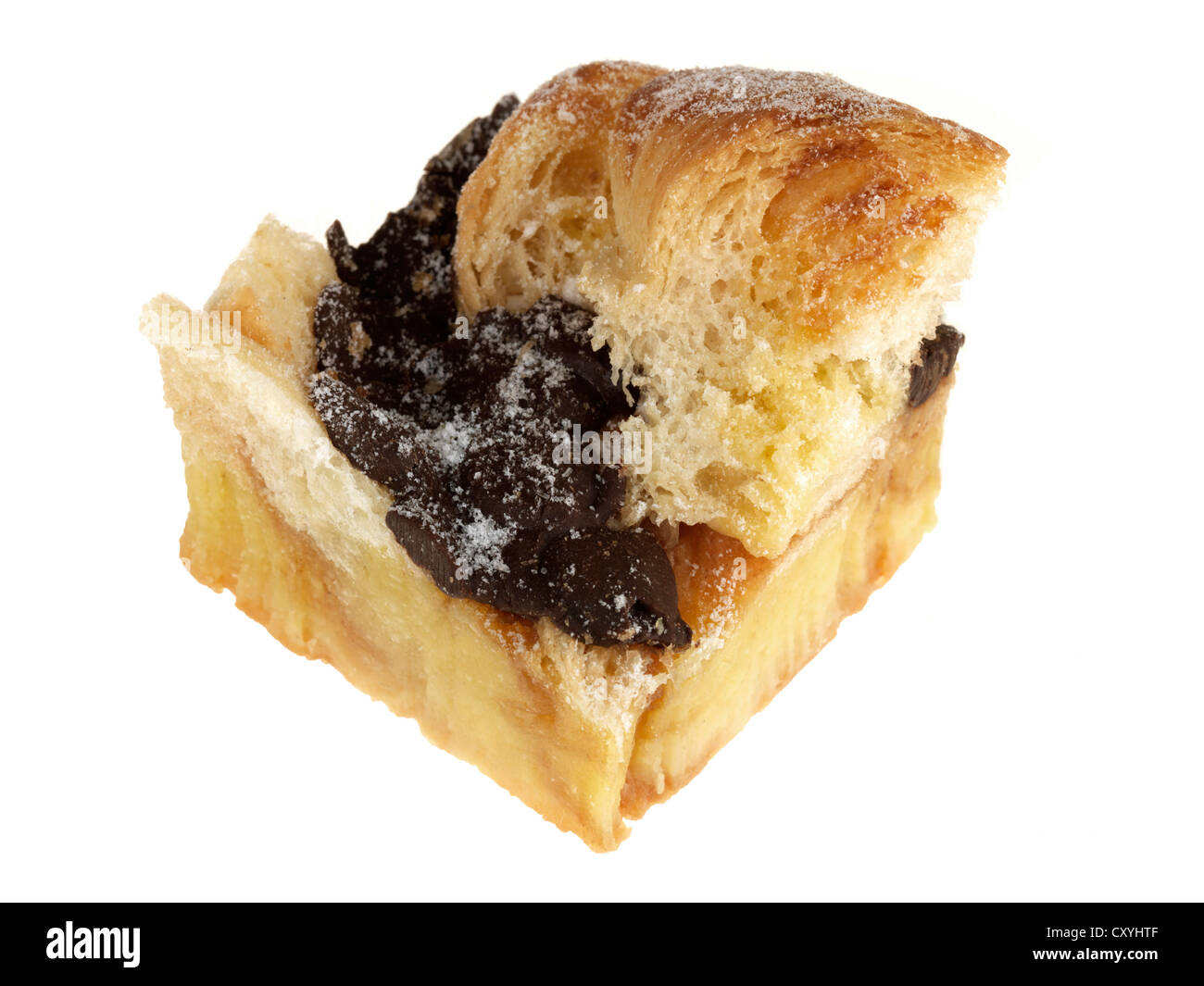 Fresh pain au chocolate pasticceria budini isolata contro uno sfondo bianco con un tracciato di ritaglio e nessun popolo Foto Stock