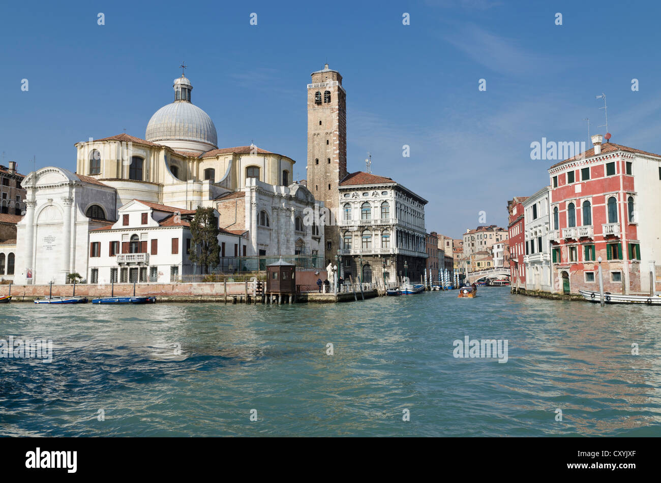 San Geremia e Lucia, come visto attraverso il Canal Grande, Venezia, Veneto, Italia, Europa Foto Stock
