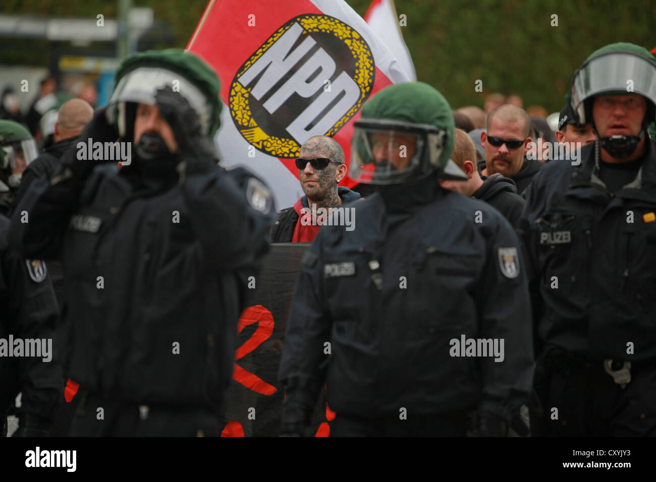 La raccolta del partito di destra NPD in Berlin-Rudow, Berlino Foto Stock
