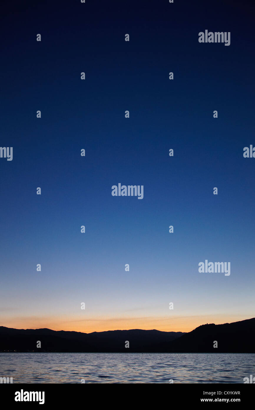 Cielo di sera su Inveraray. Sponde del Loch Fyne. Argyll Scozia. Regno Unito Foto Stock