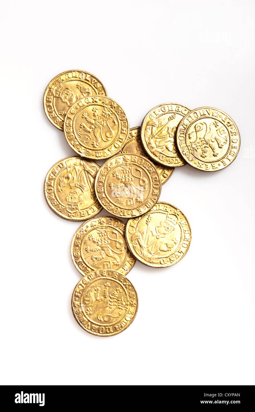 La riproduzione di antichi medievali delle monete in oro Foto Stock