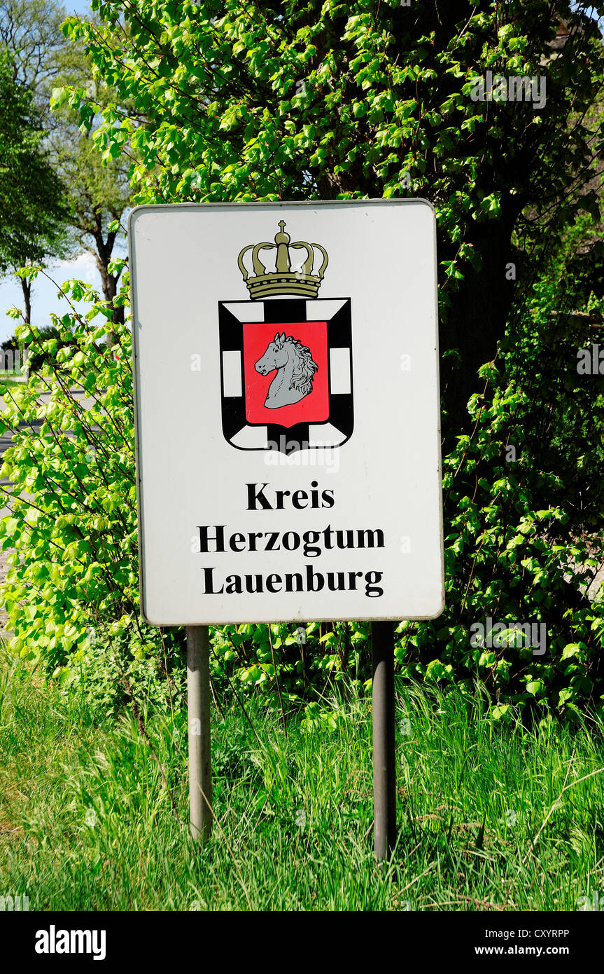 Segno "Kreis Herzogtum Lauenburg', Tedesco per 'Duchy di Lauenburg', Schleswig-Holstein, Germania, PublicGround Foto Stock