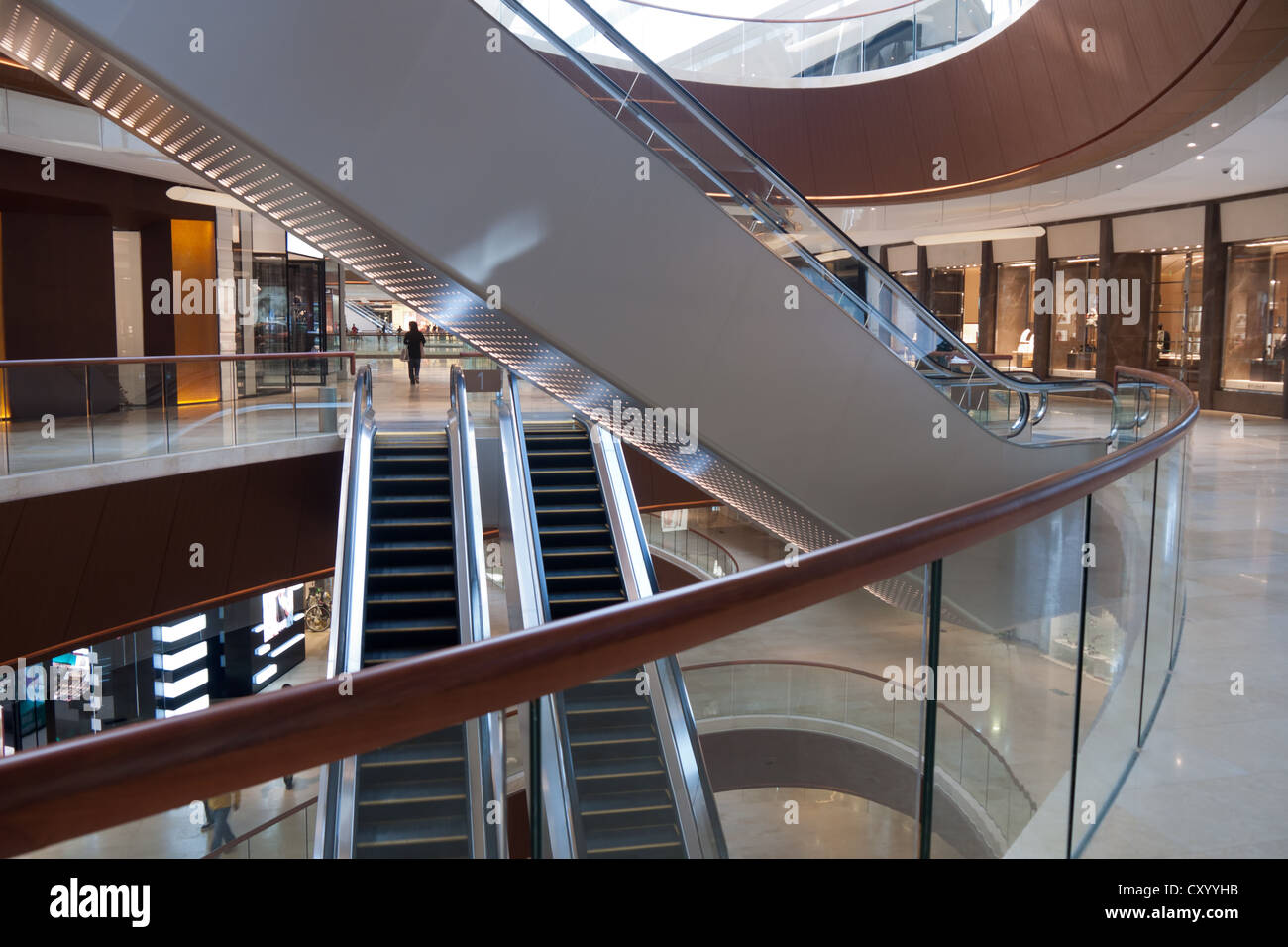 Moderno centro commerciale architettura interior Foto Stock