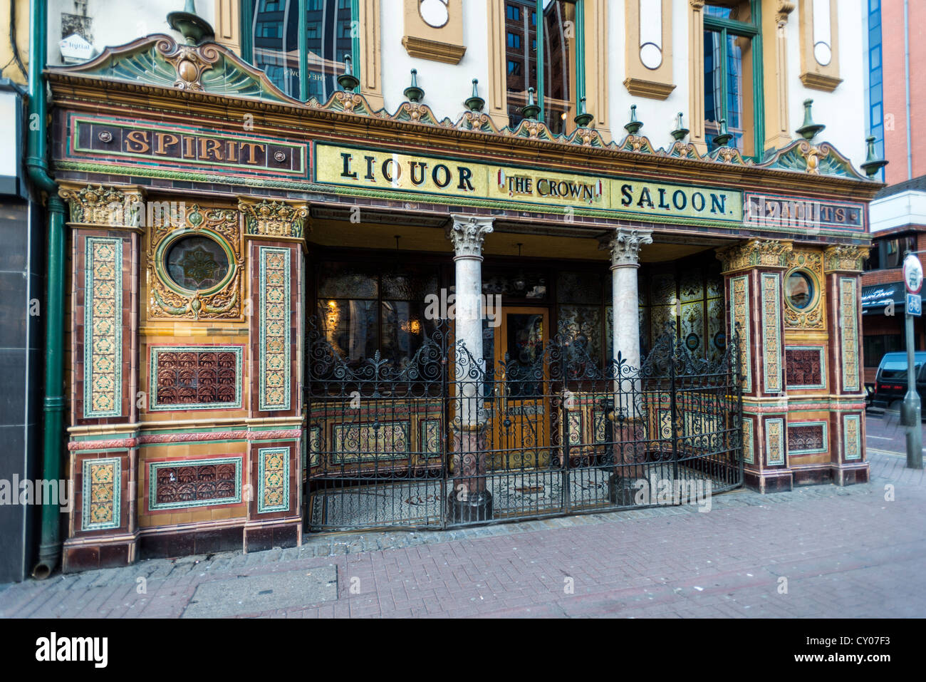 Crown Liquor Saloon, Belfast, Irlanda del Nord, Regno Unito, Europa Foto Stock