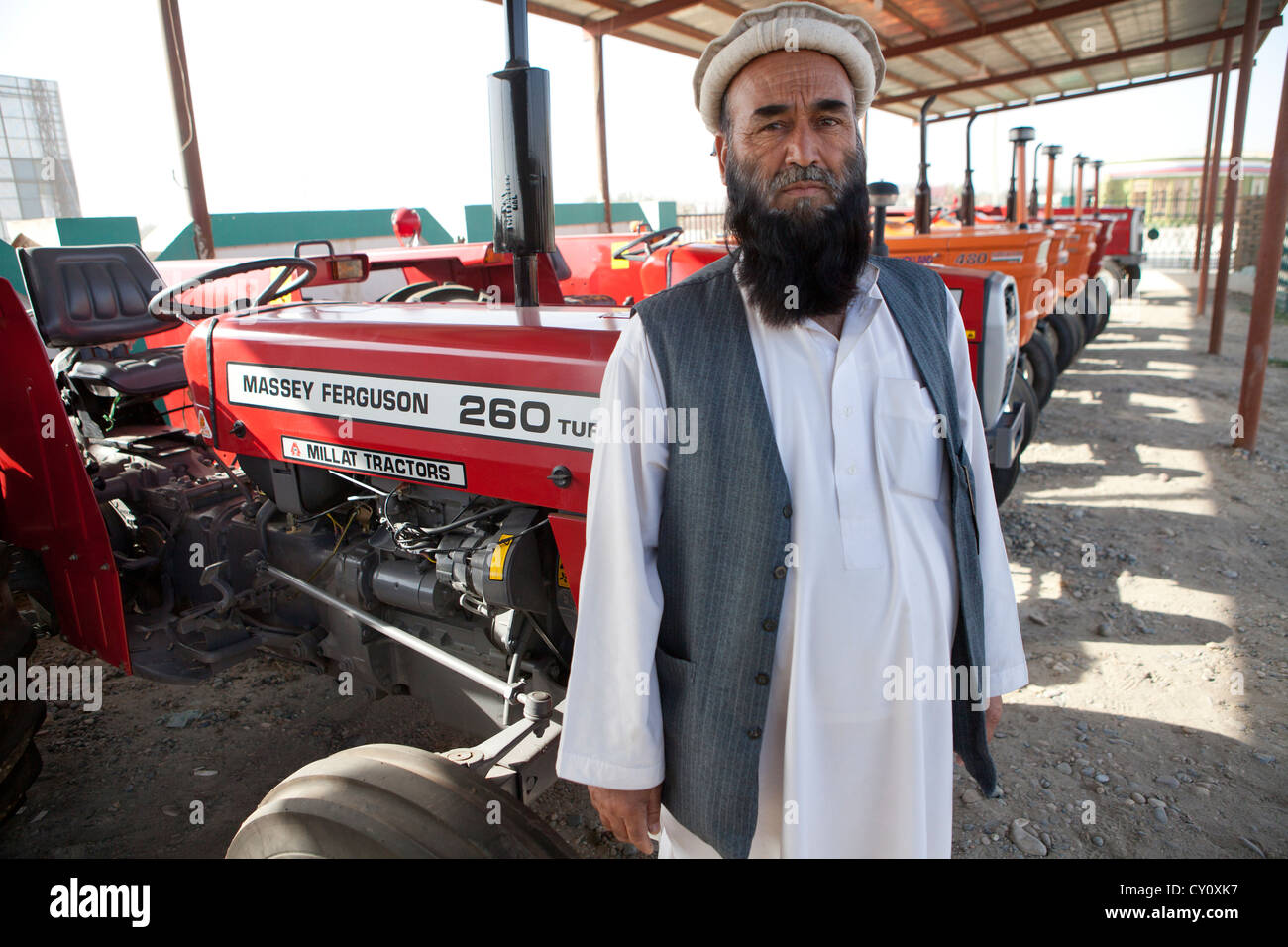 Attrezzatura agricola ufficio vendite a Kunduz, Afghanistan Foto Stock