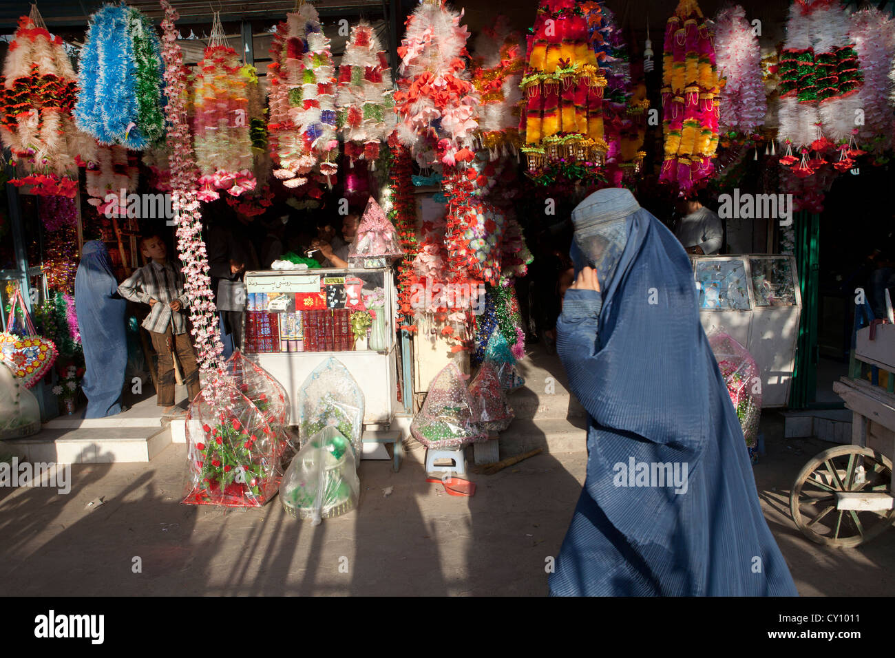 Bazaar nel centro città di Kunduz, Afghanistan Foto Stock