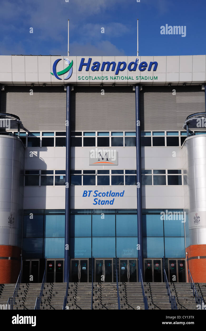 South stand di Hampden Park Stadium di Mount Florida, Glasgow, Scotland, Regno Unito lo stadio è utilizzato dalla Scottish Football Team. Foto Stock