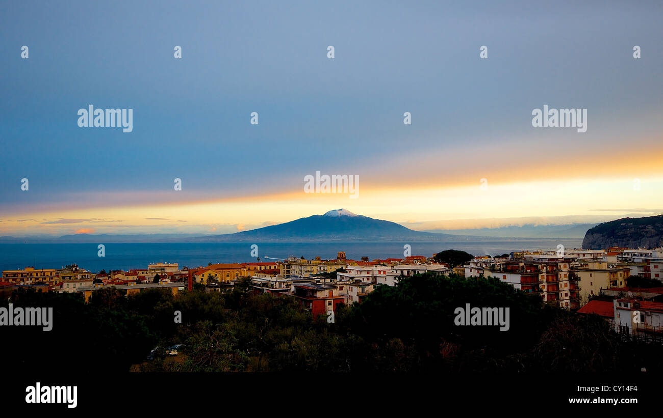 Alba sul Monte Vesuvio Foto Stock