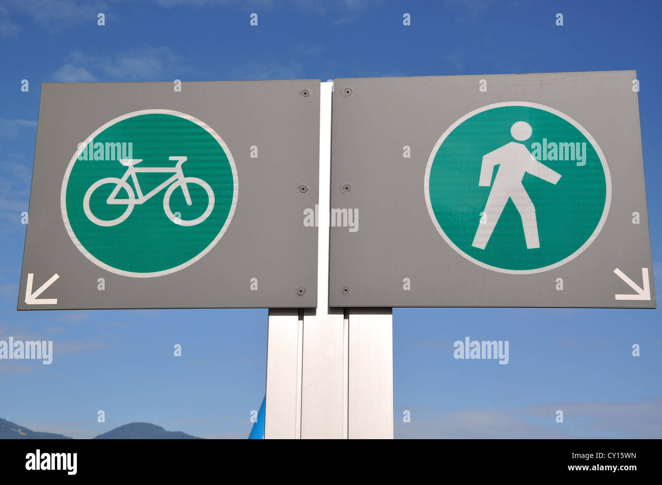 Pedone e bicicletta cartello stradale Foto Stock