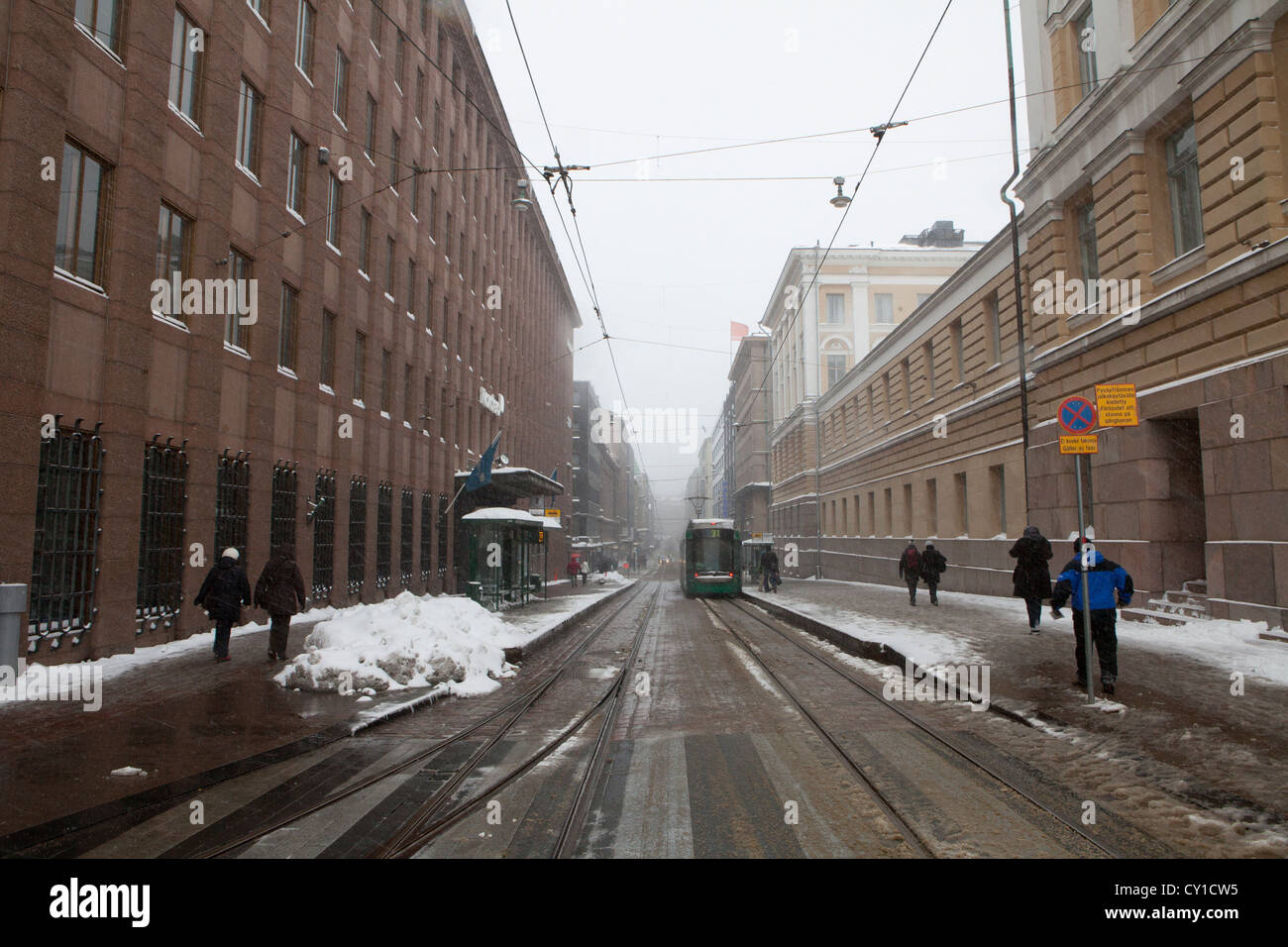 Alexandergatan (la via principale dello shopping a Helsinki) Foto Stock