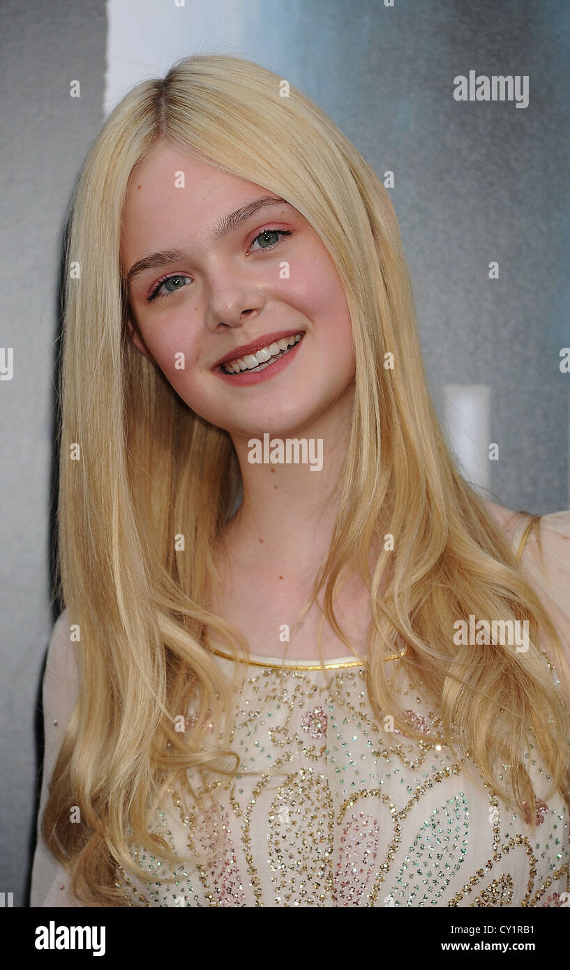 ELLE FANNING US attrice cinematografica nel giugno 2011. Foto di Jeffrey Mayer Foto Stock
