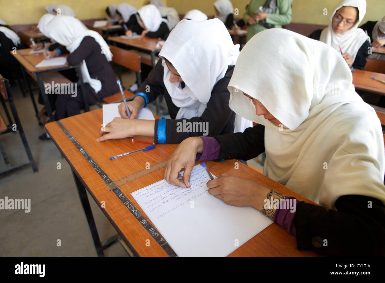 Ragazze-scuola a Kabul, Afghanistan Foto Stock